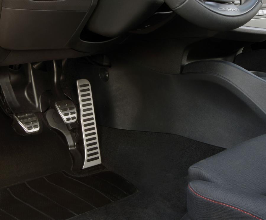  Seat Leon Cupra 2008 года  (фото 3 из 84)